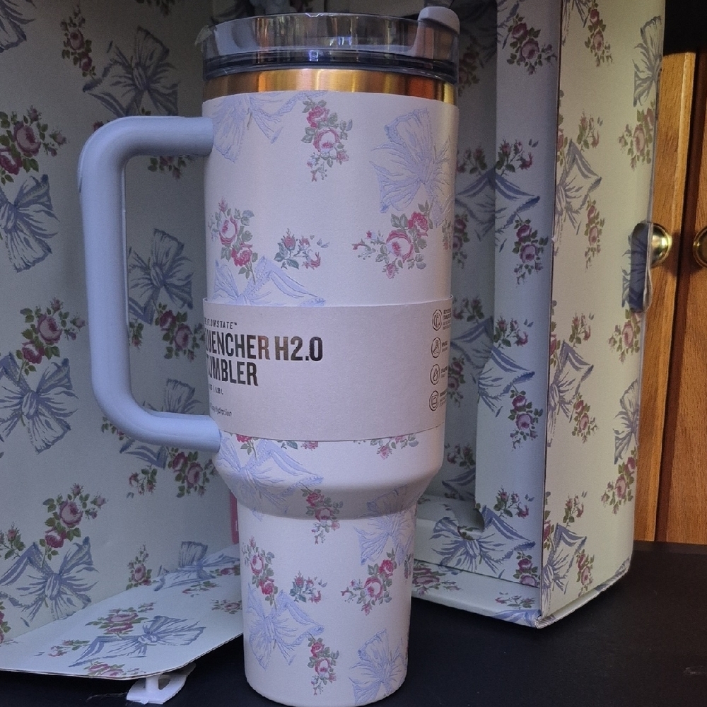 Stanley LoveShackFancy 40oz Tumbler with Blue and Purple Floral Accents - Picture 4 of 7
